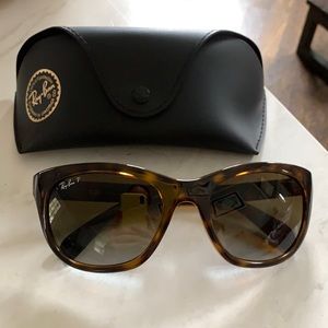 Never worn tortoise shell ray-ban